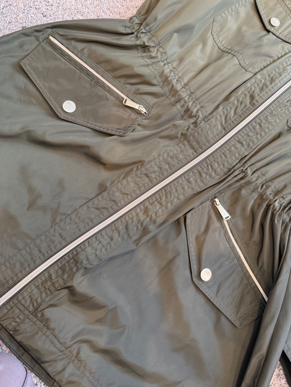 Michael Kors | Olive Green Hooded Anorak Jacket with Adjustable Waist - Picture 6 of 16
